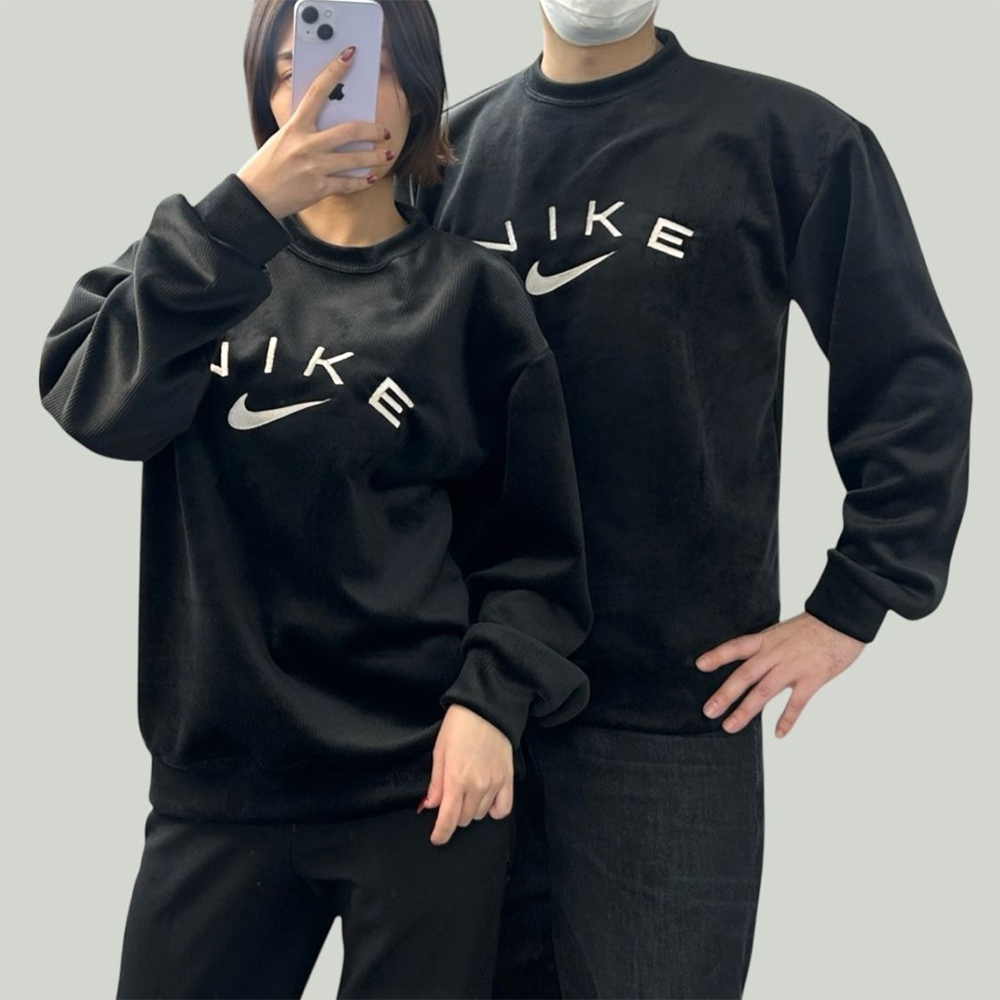 나이키 유럽 매장판 코듀로이 기모 맨투맨